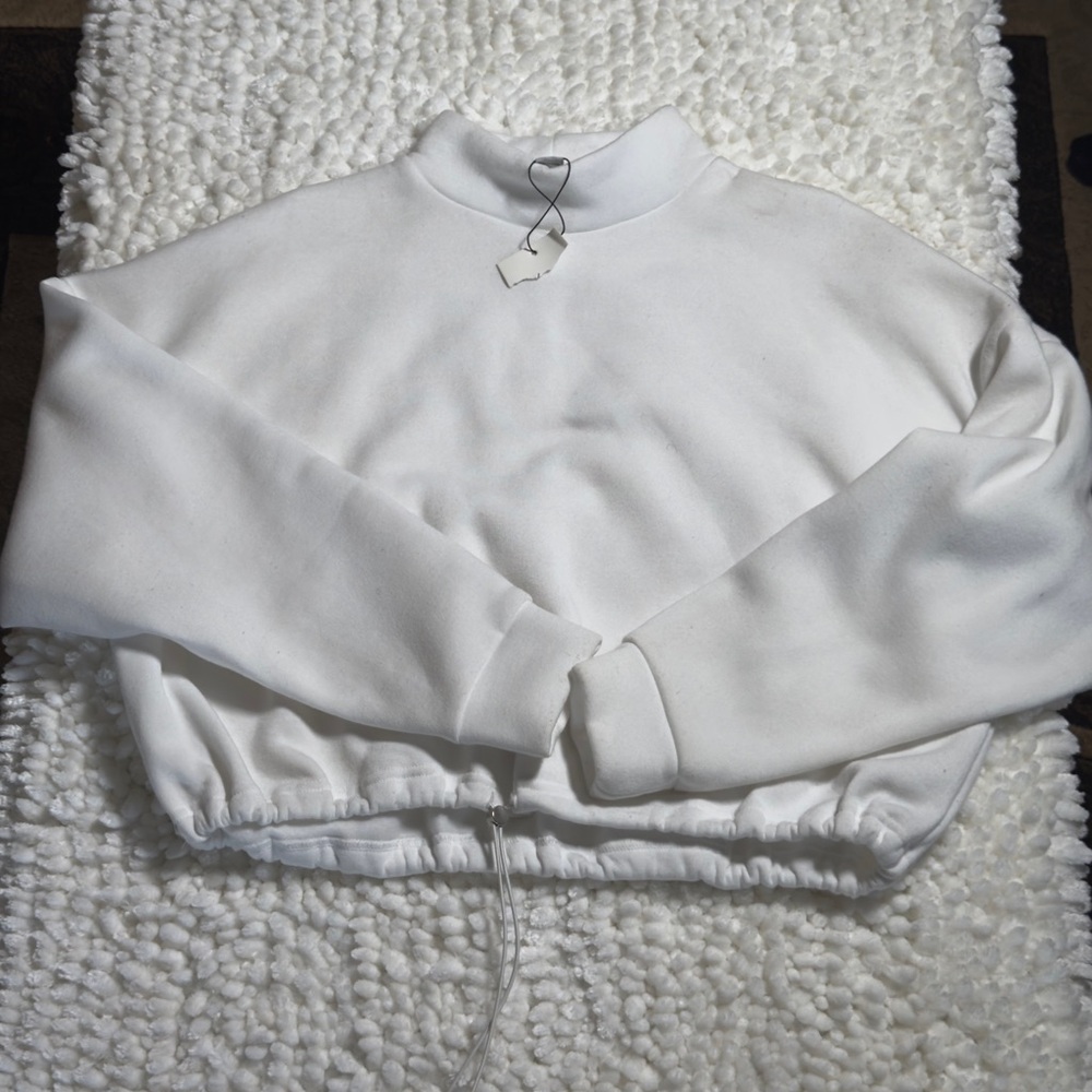 Revamped Women's White Sweatshirt